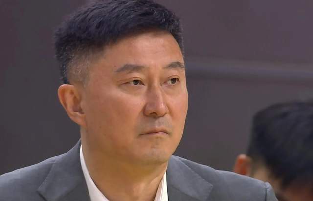 星空体育官网-随着广东惨败、北京大胜,CBA又乱了!广东跌至第六,深圳回前三